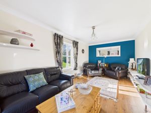 Lounge- click for photo gallery